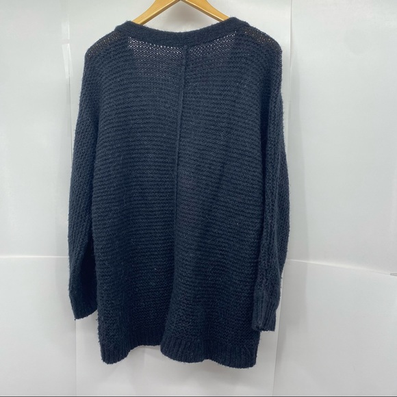 Free People Dark Gray Wool Blend V-Neck Sweater Size Small - Picture 3 of 4